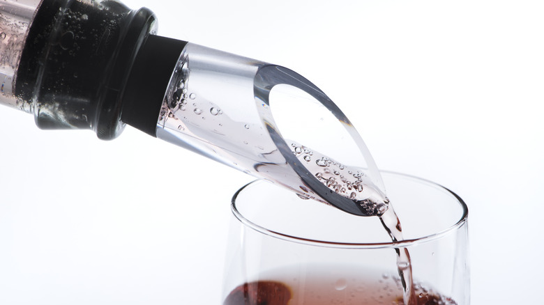 How to Use a Wine Aerator for Better Flavor