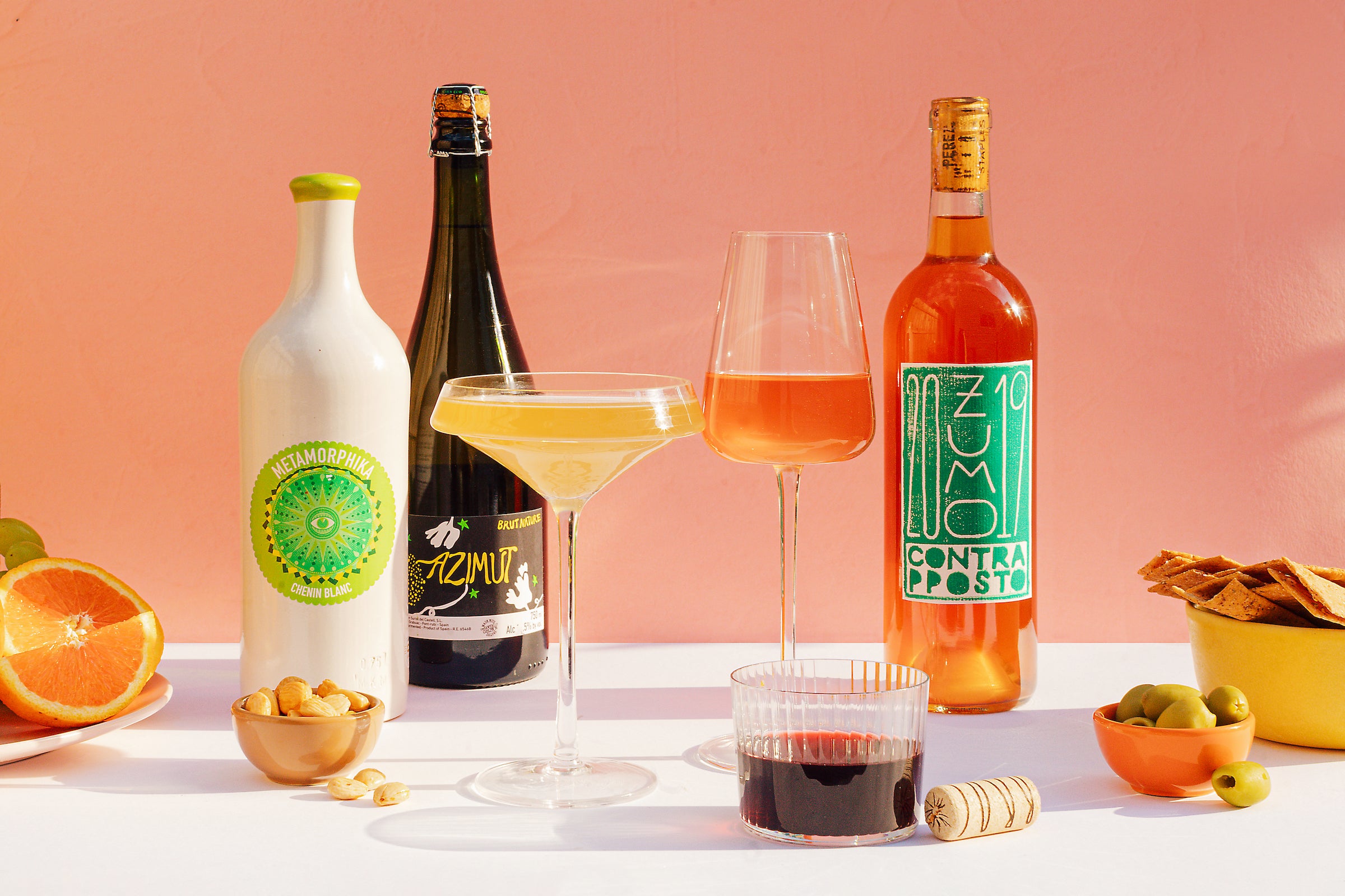 Natural wine glasses: wider bowls & thinner rims enhance aromas & flavor.