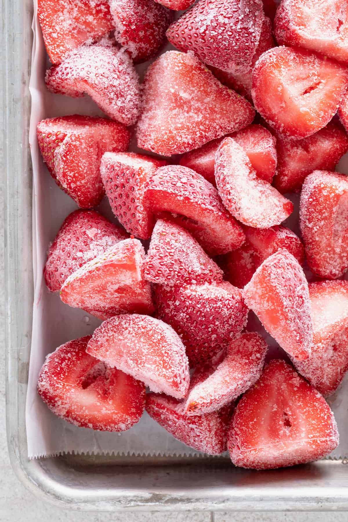 inspect strawberries for mold