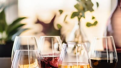Stemless Wine Glasses: A Modern Twist to Traditional Wine Drinking